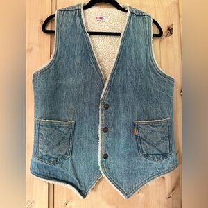 Levi's Cream Sherpa Lined Vest